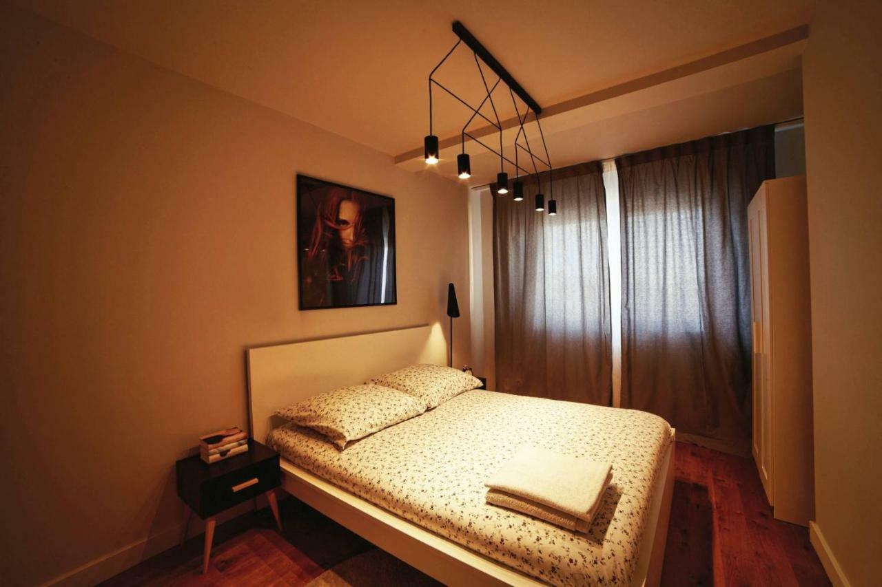 One Apartment Srem Luaran gambar