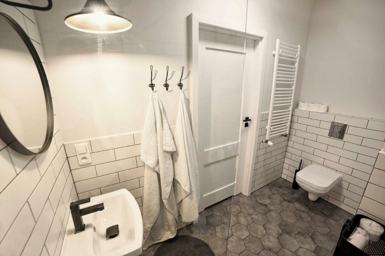 One Apartment Srem Luaran gambar