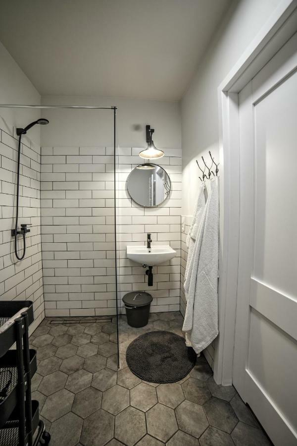 One Apartment Srem Luaran gambar