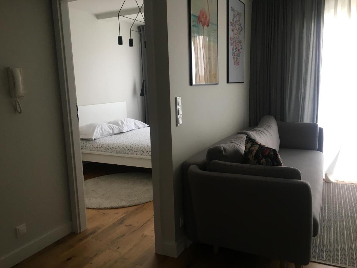 One Apartment Srem Luaran gambar